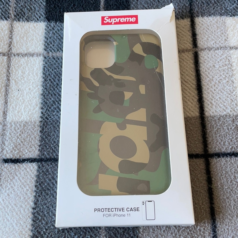 Selling my 100% Authentic Supreme IPhone 11 case